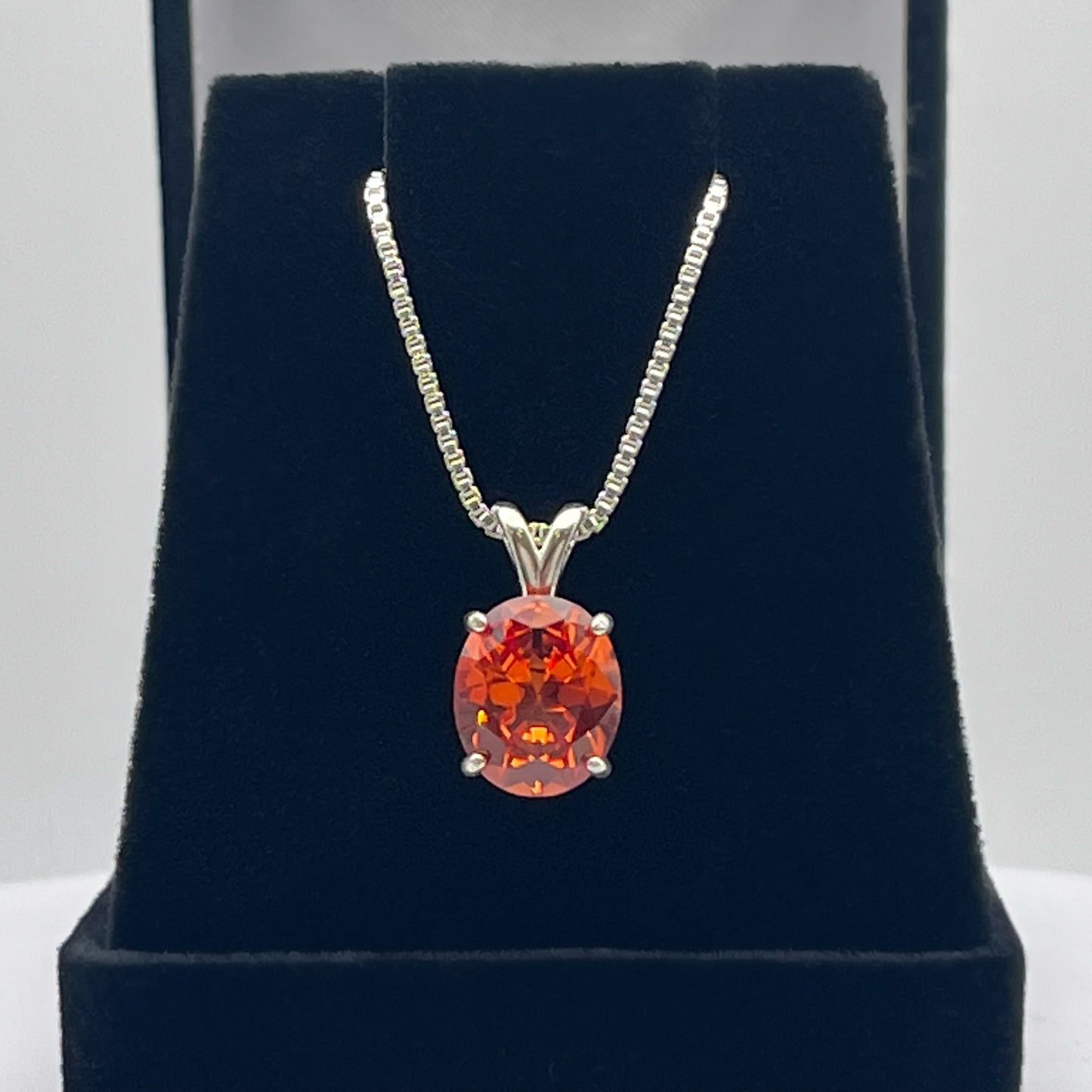 BEAUTIFUL 5ct Oval Cut Orange Padparadscha Sapphire Necklace