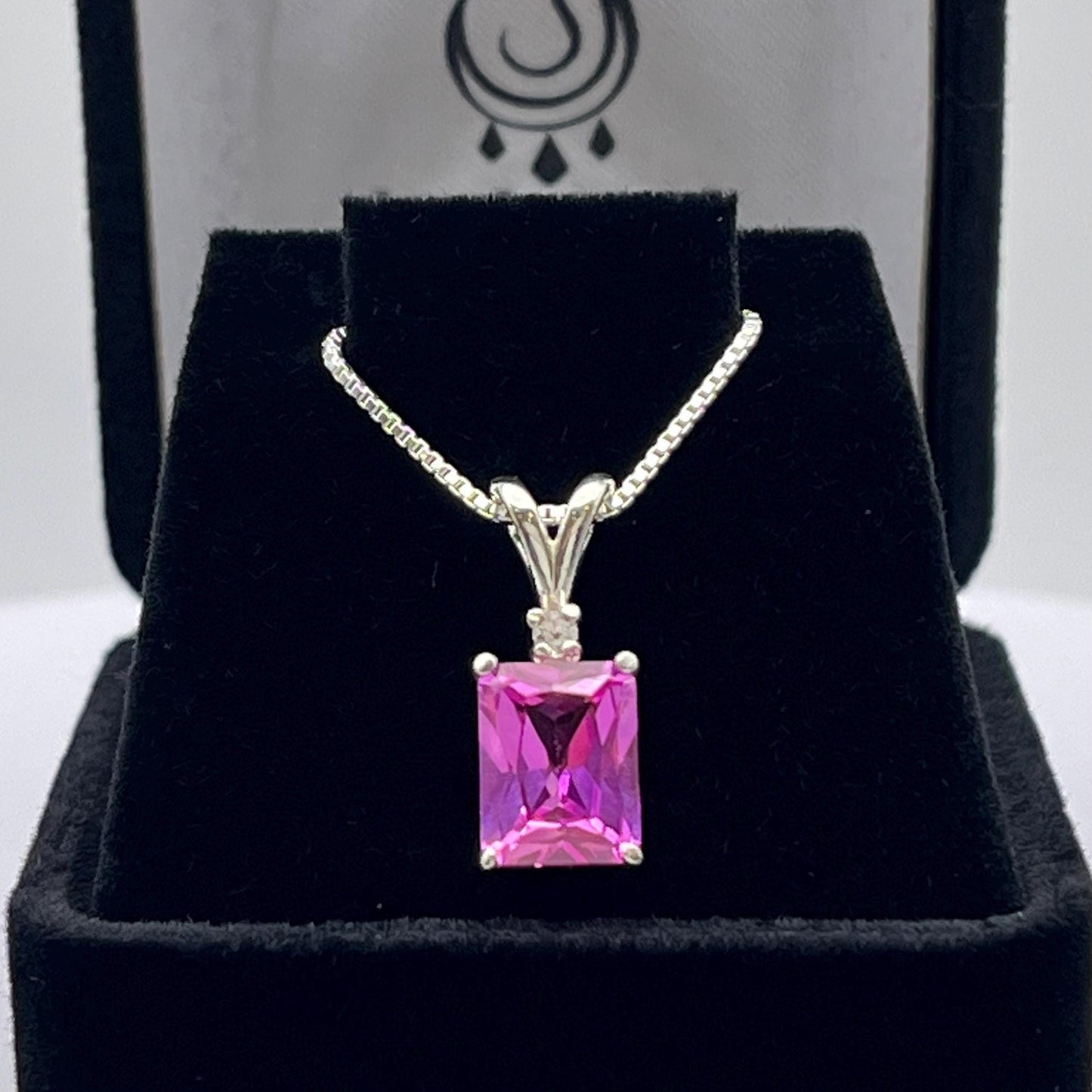 Beautiful 2.5ct Emerald Cut Pink Sapphire Necklace Trending Jewelry Gift Holiday