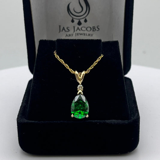 Beautiful 2ct Pear Cut Emerald Necklace Diamond Accent 14k Yellow Gold Pendant Necklace Jewelry Gift May Birthstone