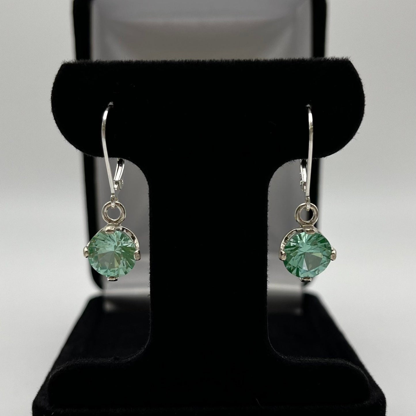 BEAUTIFUL 4ctw Sea Foam Green Spinel Earrings in Sterling Silver Ice Green Gemstone