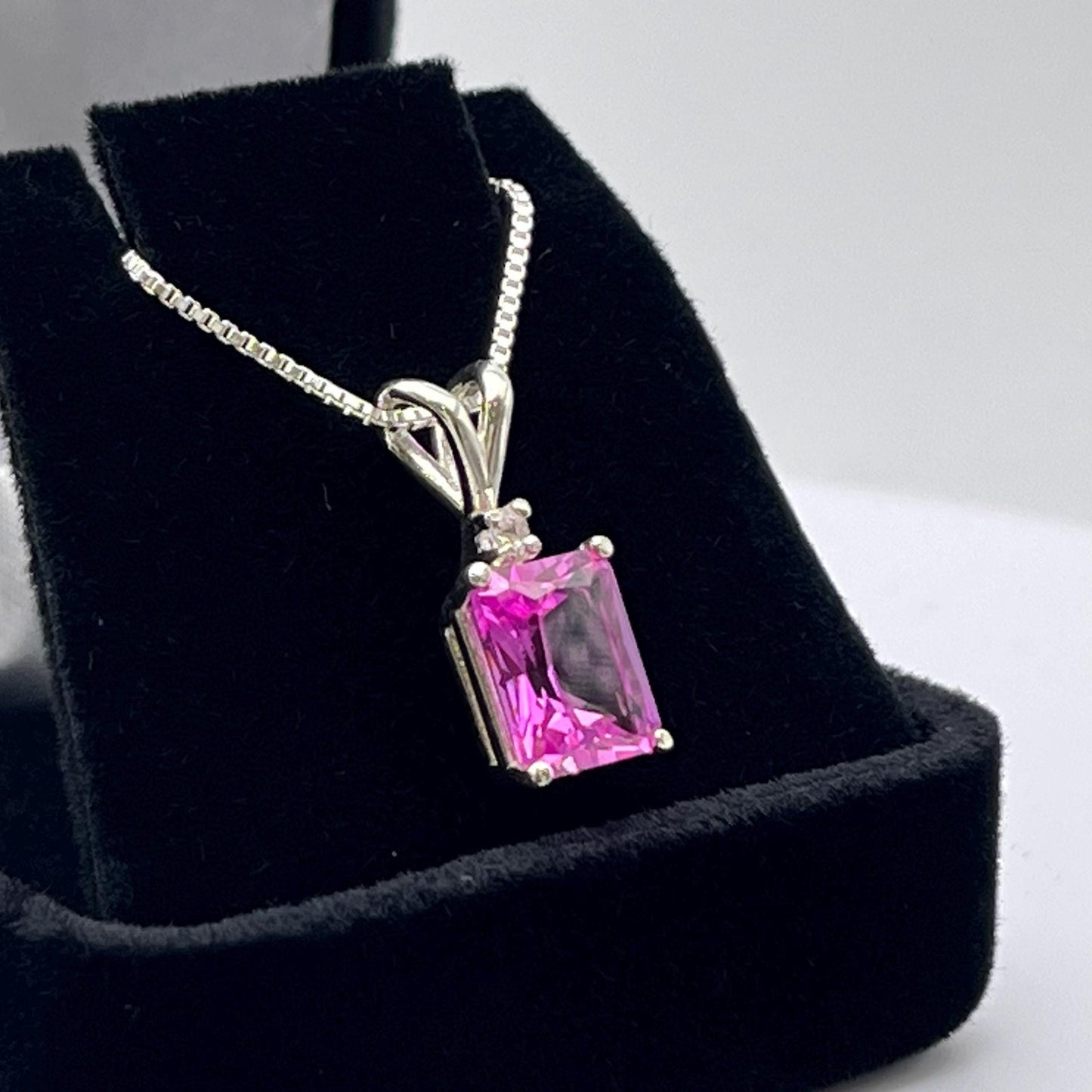Beautiful 2.5ct Emerald Cut Pink Sapphire Necklace Trending Jewelry Gift Holiday