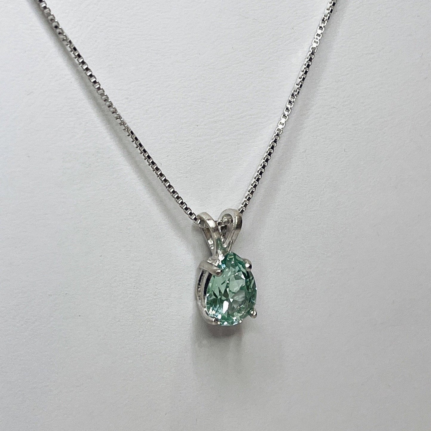 BEAUTIFUL 2ct Sea Foam Green Spinel Necklace Sterling Silver Gift Jewelry Trends Trending Pear Cut Ice Green Moissanite