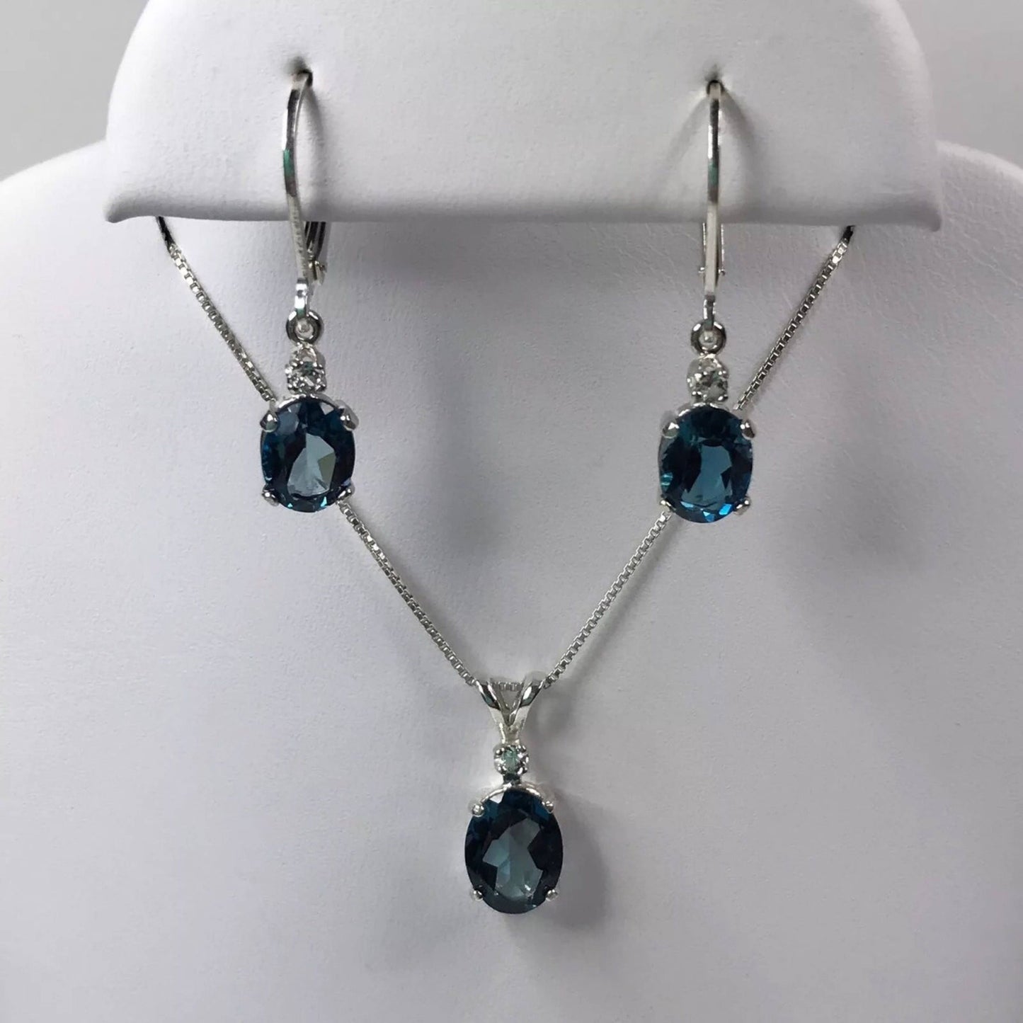 Beautiful 5.3ctw London Blue Topaz Necklace & Earrings Set