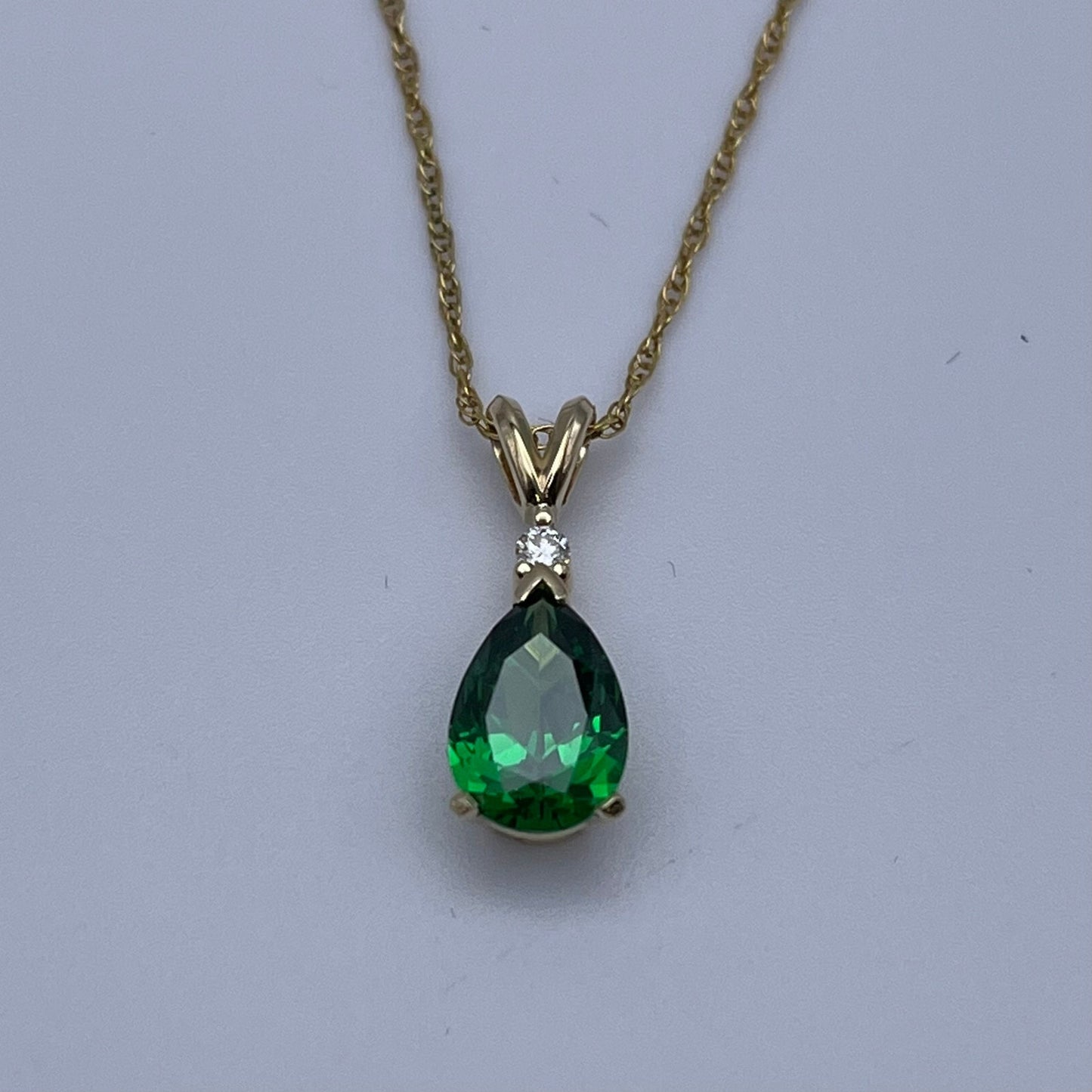 Beautiful 2ct Pear Cut Emerald Necklace Diamond Accent 14k Yellow Gold Pendant Necklace Jewelry Gift May Birthstone