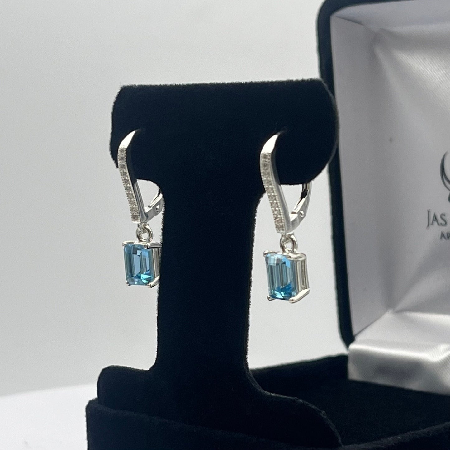 BEAUTIFUL 2.6cts London Blue Topaz Earrings in Sterling Silver