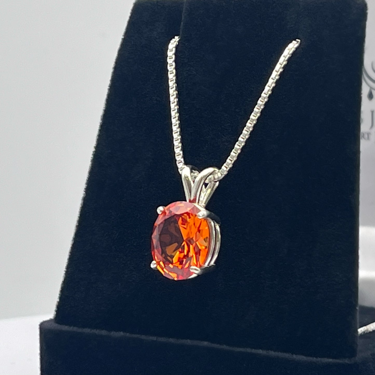 BEAUTIFUL 5ct Oval Cut Orange Padparadscha Sapphire Necklace
