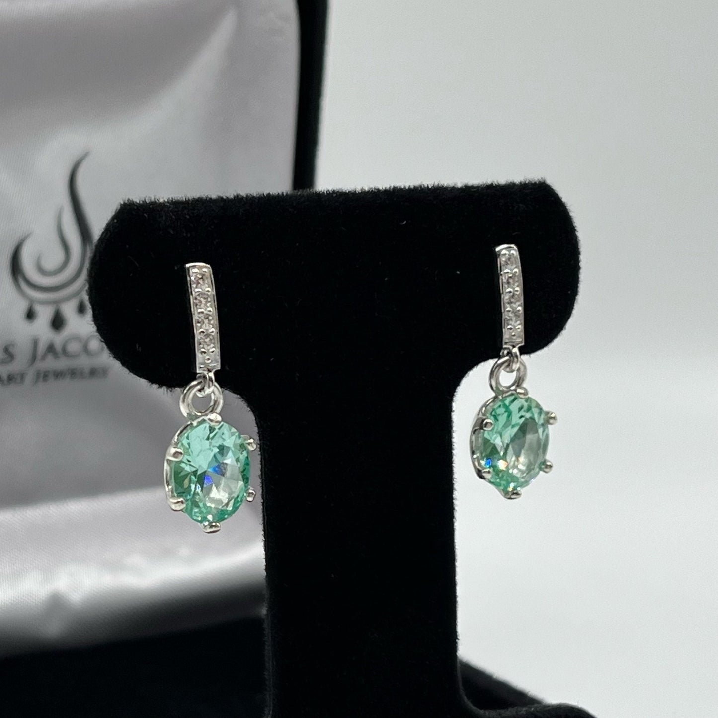 BEAUTIFUL 4ct Oval Cut Ice Green Spinel Earrings in Sterling Silver
