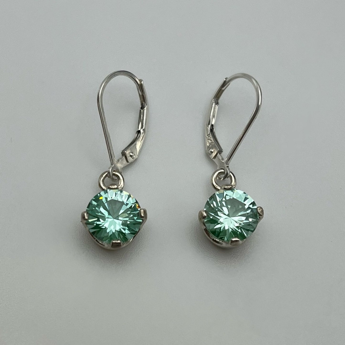 BEAUTIFUL 4ctw Sea Foam Green Spinel Earrings in Sterling Silver Ice Green Gemstone