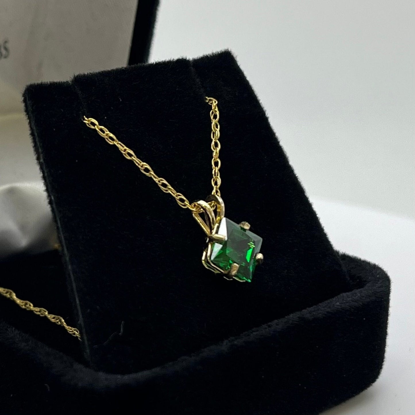 Beautiful 14k Gold 1ct Princess Cut Emerald Necklace Trending Jewelry Gift May Birthstone s Day