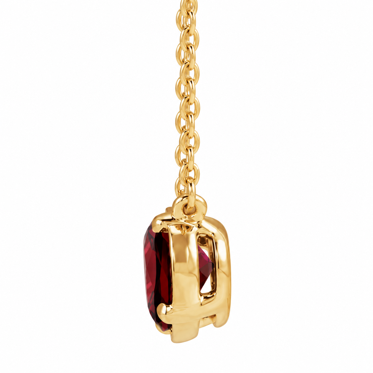1.4ct Mozambique Garnet Necklace – East-West