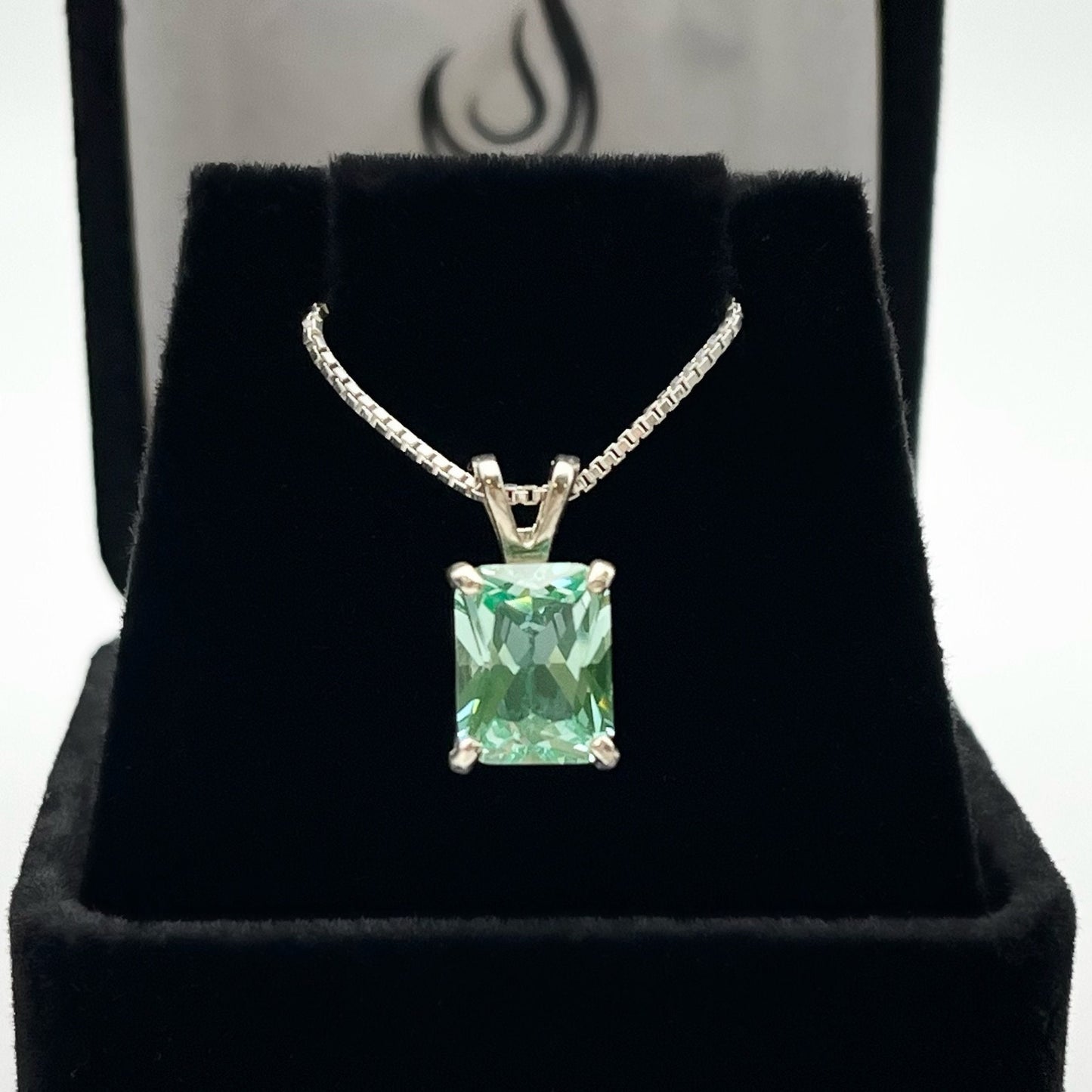 BEAUTIFUL 2.5ct Sea Foam Green Spinel Necklace Sterling Silver Gift Jewelry Trends Trending Emerald Cut Ice Green Moissanite