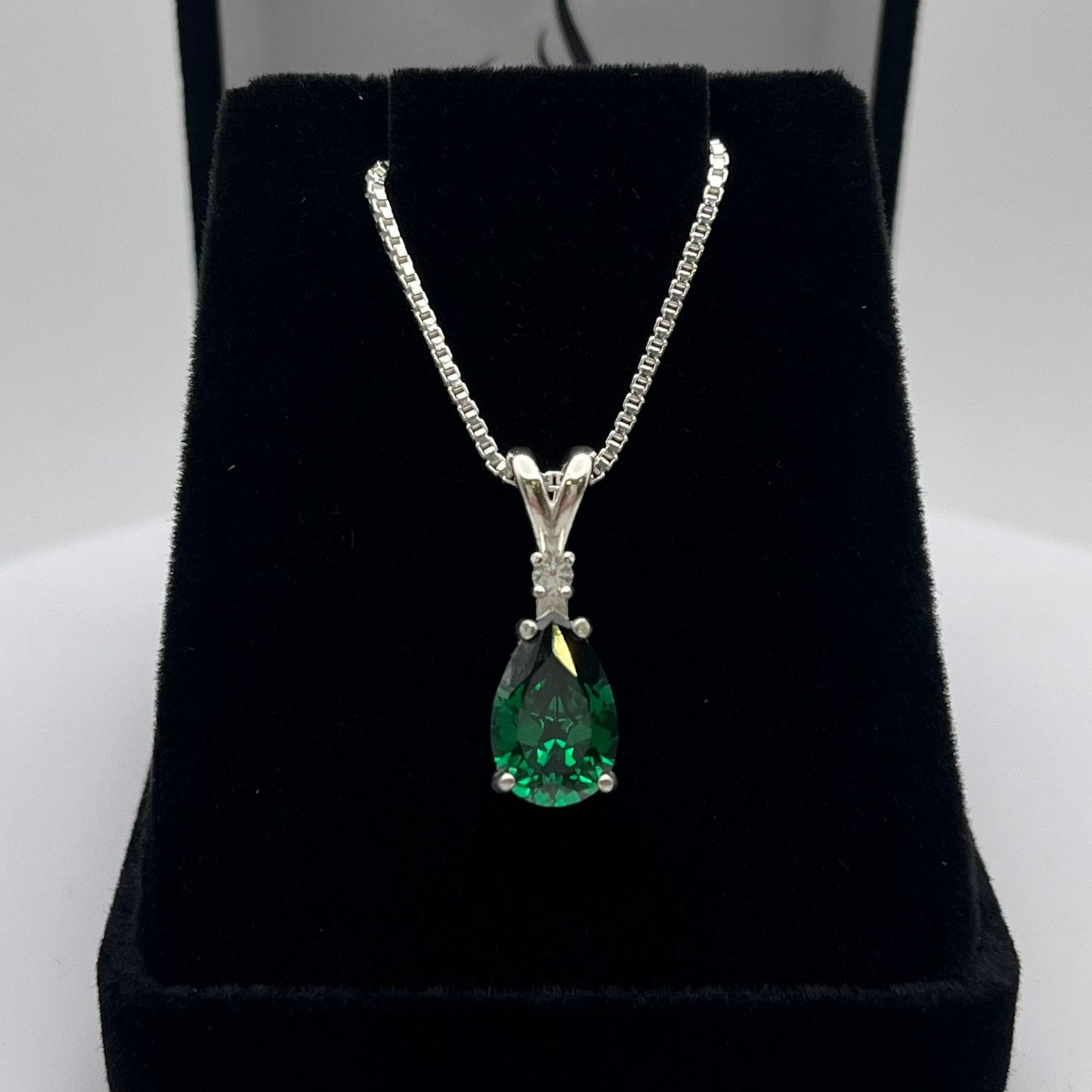 Beautiful 4ct Pear Cut Emerald Necklace White Sapphire Accent Fine Jewelry Gift May Birthstone
