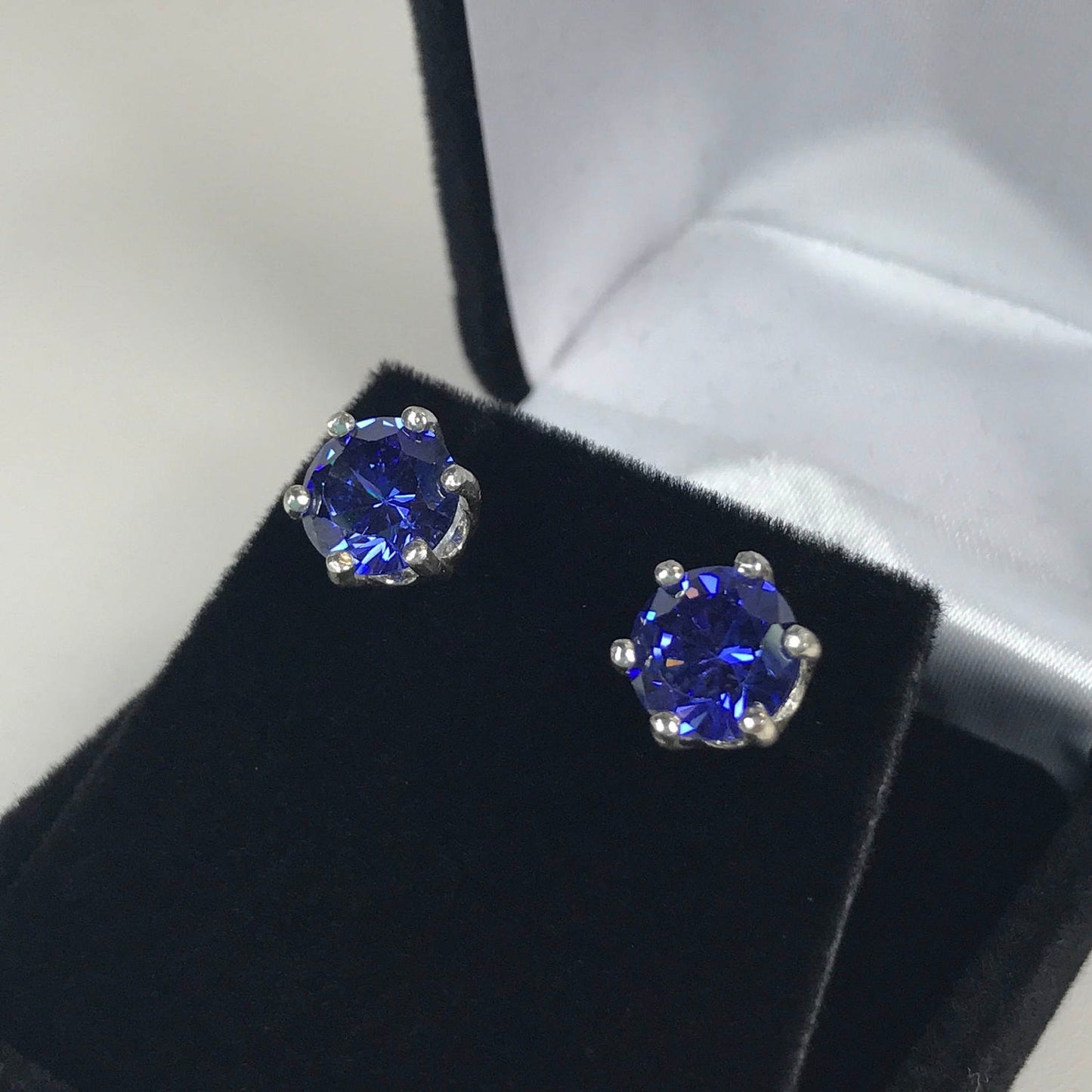 Beautiful 4ct Violet Blue Tanzanite Earrings Stud Sterling Silver Trending Jewelry Gift Tanzanite Jewelry Niece