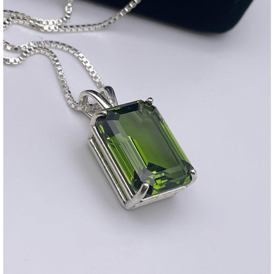 BEAUTIFUL 18.5ct Emerald Cut Peridot Necklace in Sterling Silver Pendant Jewelry Gift Holiday August Birthstone Large Peridot Necklace Lab