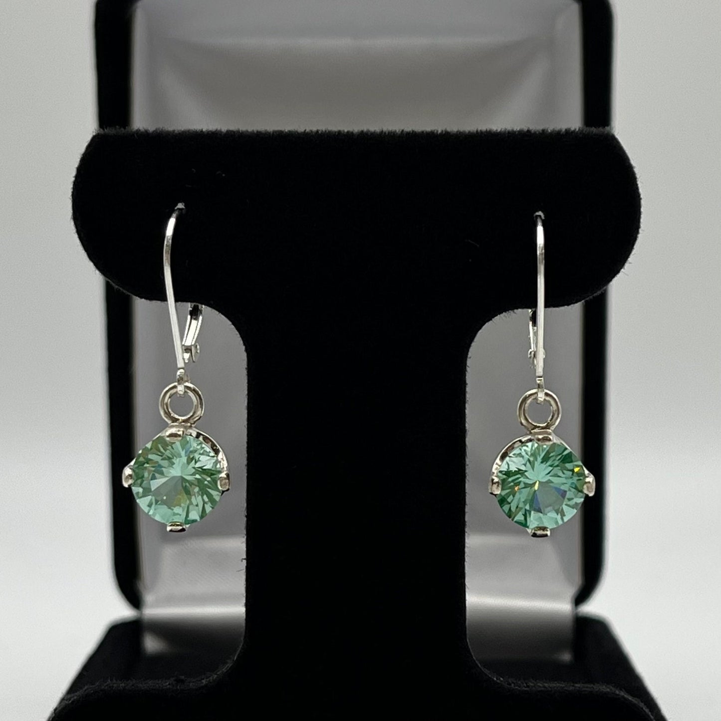 BEAUTIFUL 4ctw Sea Foam Green Spinel Earrings in Sterling Silver Ice Green Gemstone