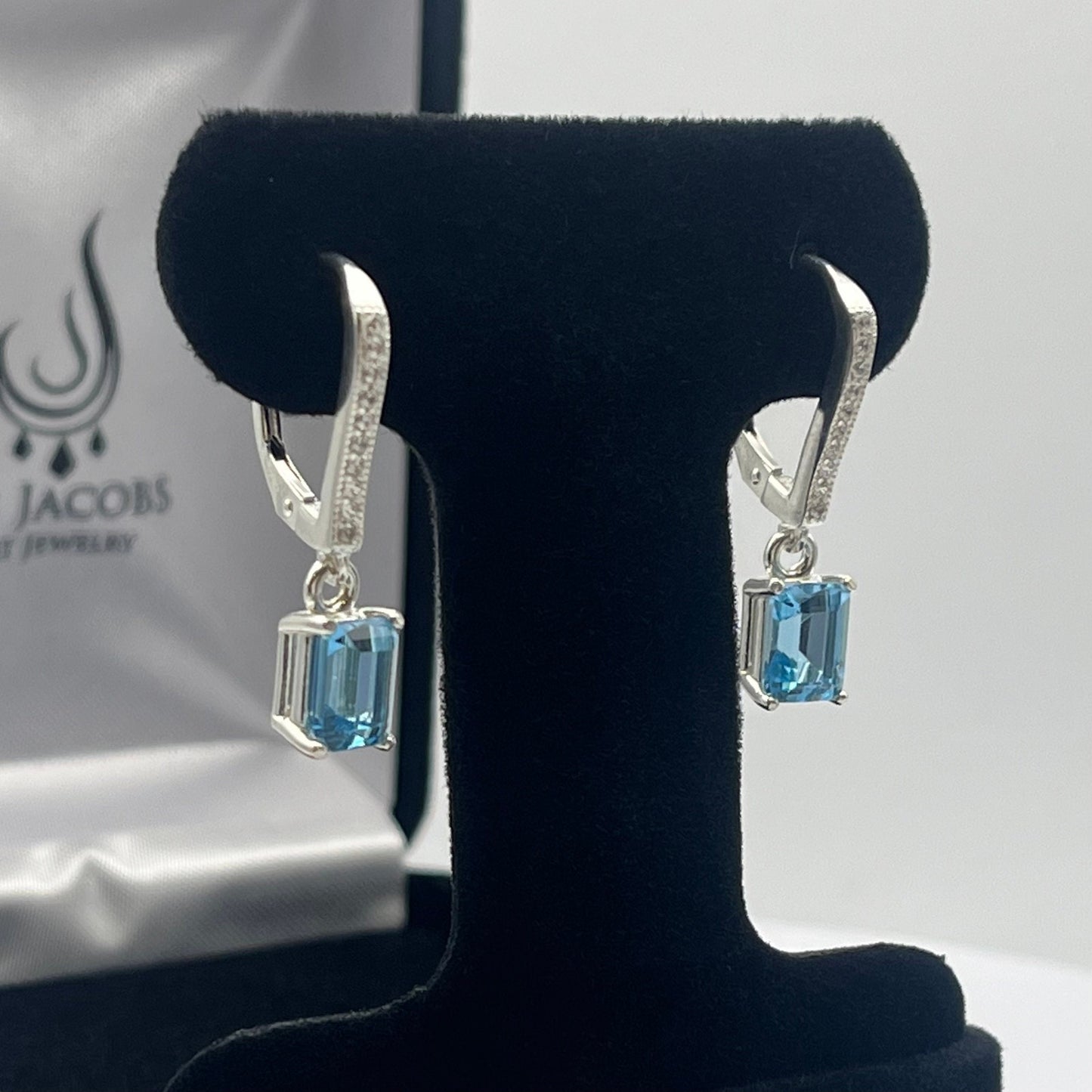 BEAUTIFUL 2.6cts London Blue Topaz Earrings in Sterling Silver