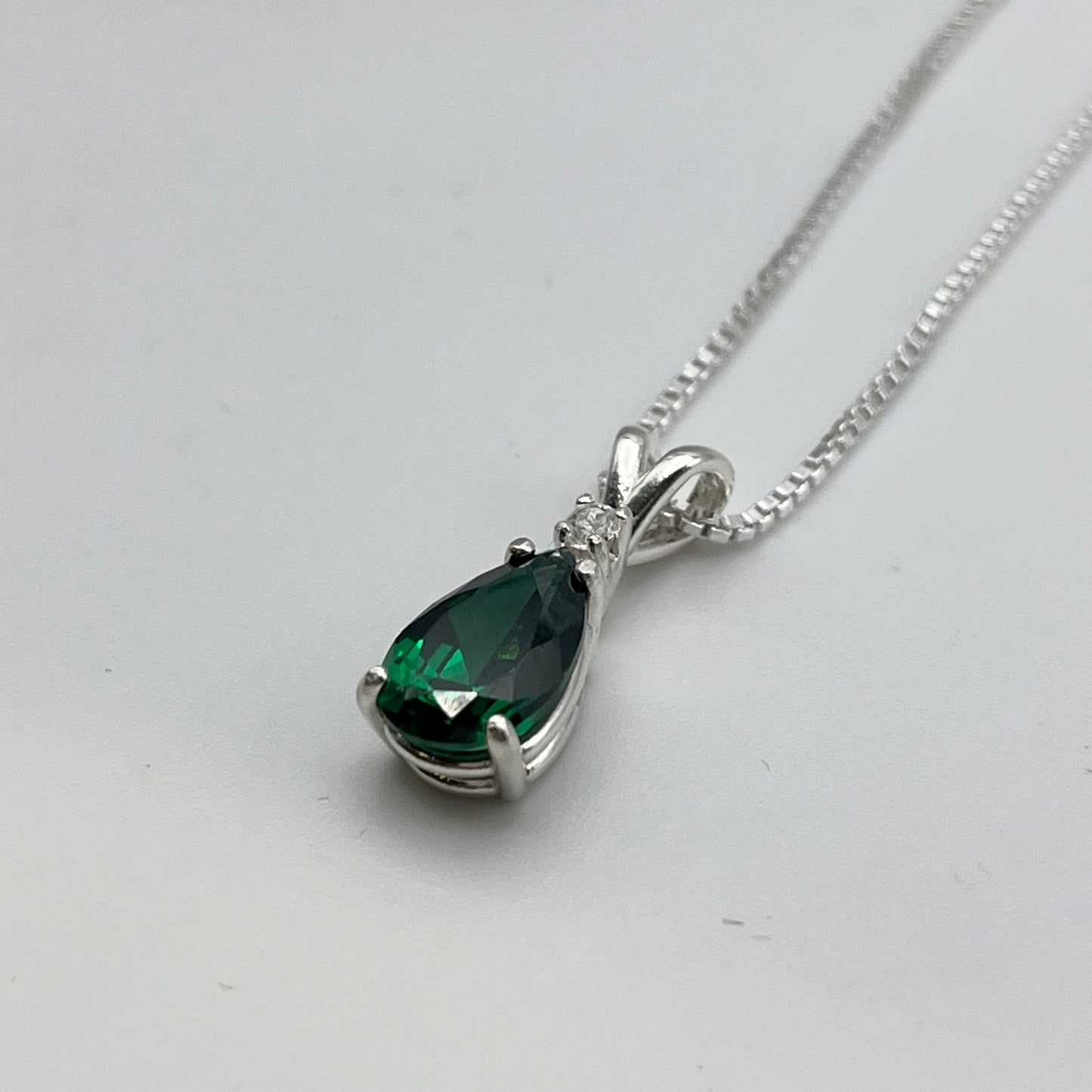Beautiful 4ct Pear Cut Emerald Necklace White Sapphire Accent Fine Jewelry Gift May Birthstone