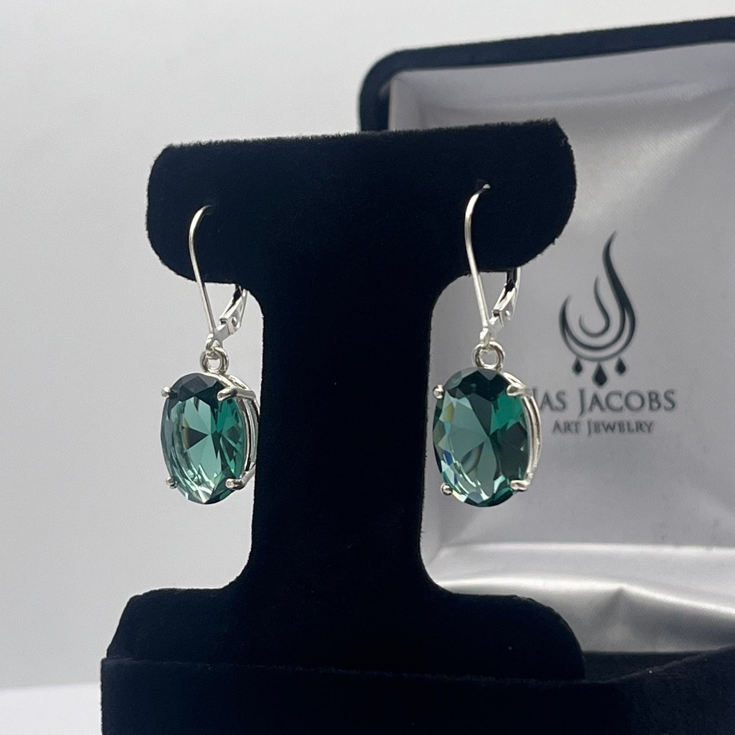 GORGEOUS 8ctw Oval Cut Green Quartz Earrings