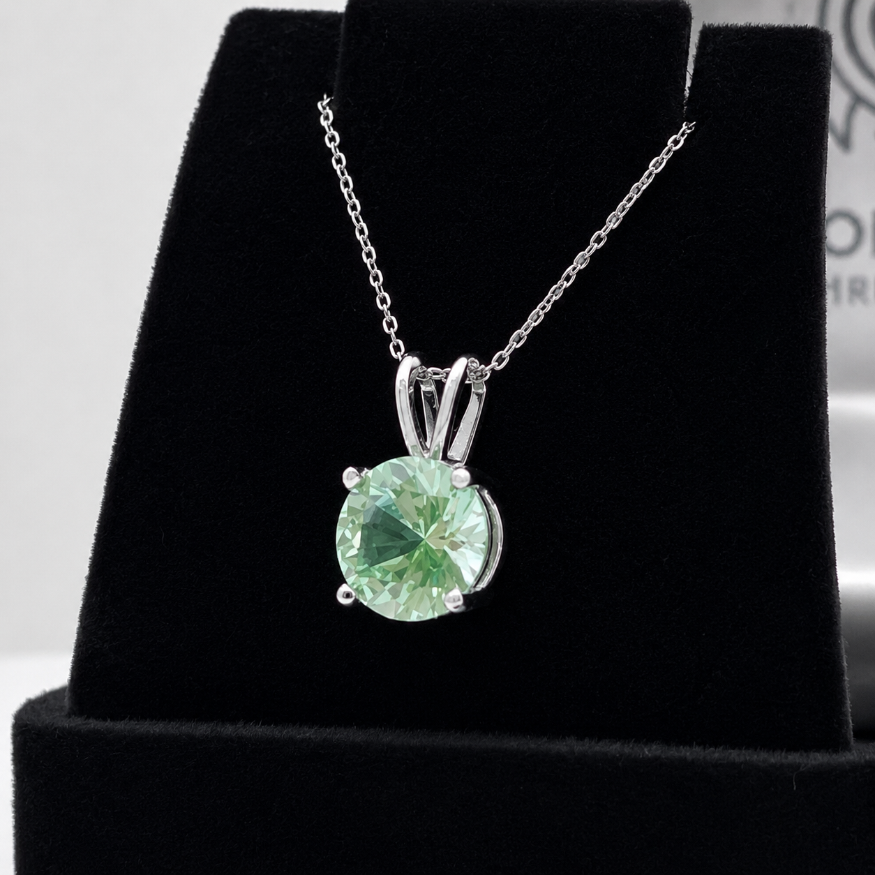 2CT Ice Green Spinel Pendant Necklace | Round Cut Solitaire | Mint Green Gemstone Necklace