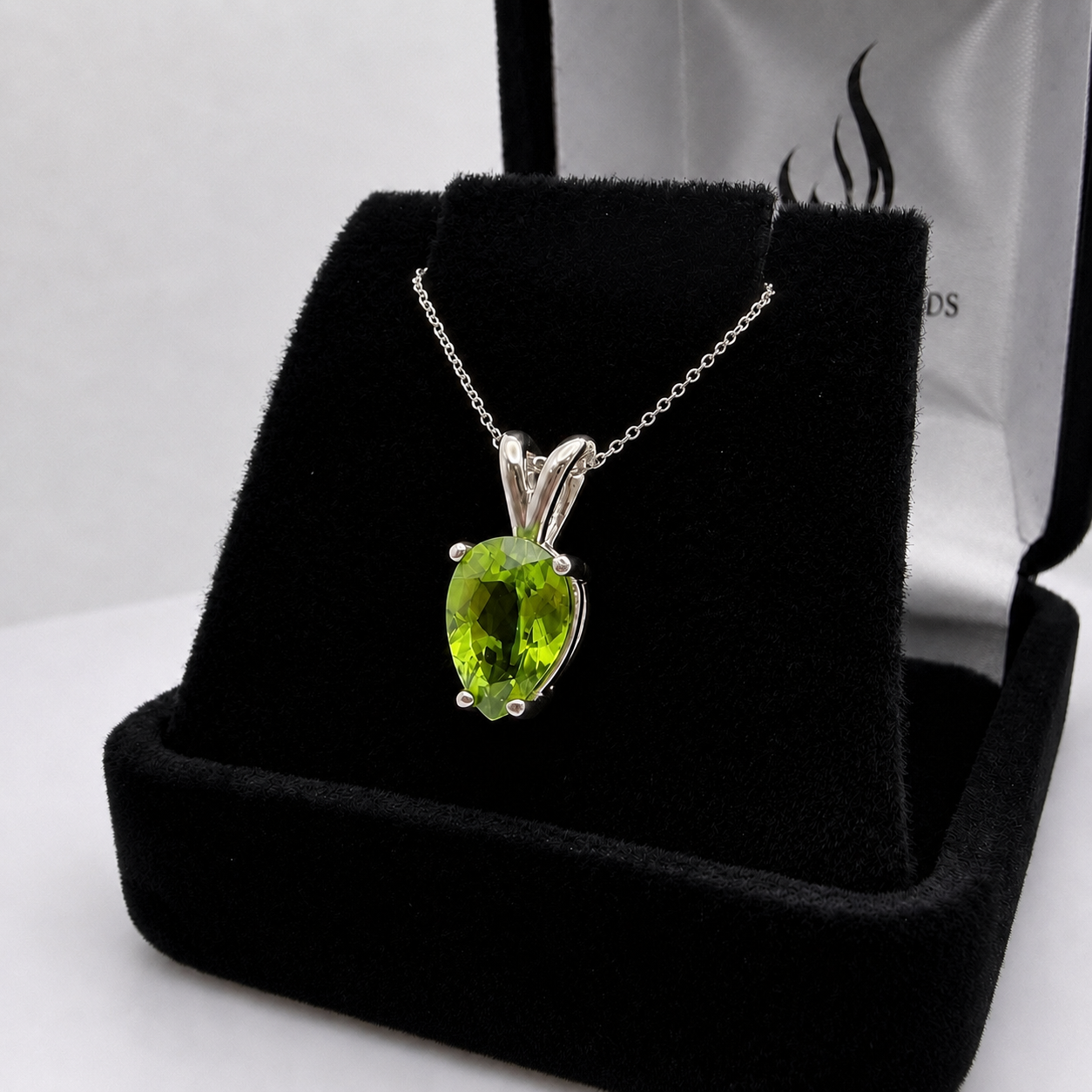 2CT Pear Cut Peridot Solitaire Pendant Necklace