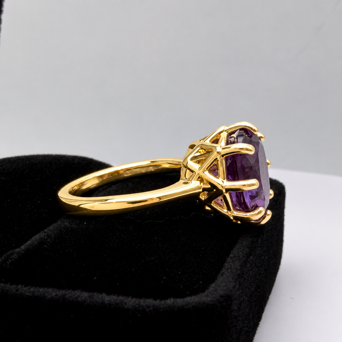5ct Oval Alexandrite Sapphire Ring – Art Deco Inspired 8 Prong Setting