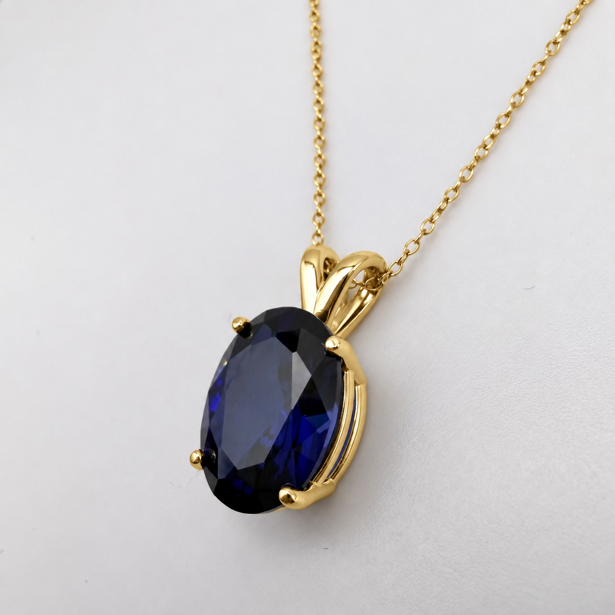 7CT Oval Cut Blue Sapphire Necklace | Solid Gold