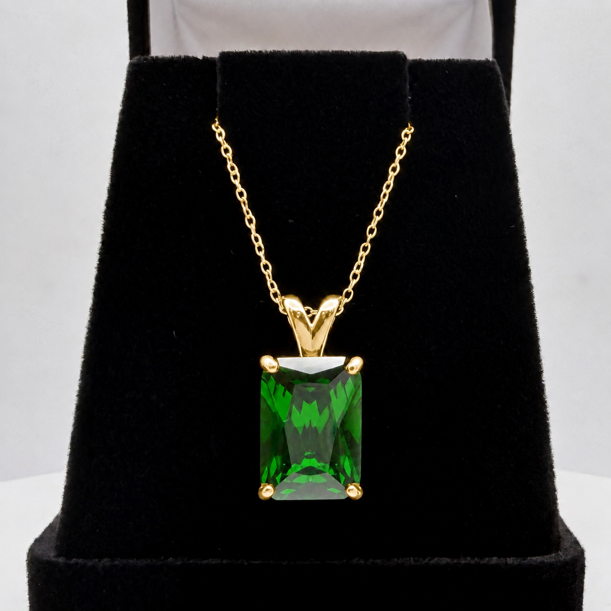 7ct Emerald Cut Simulated Emerald Pendant Necklace