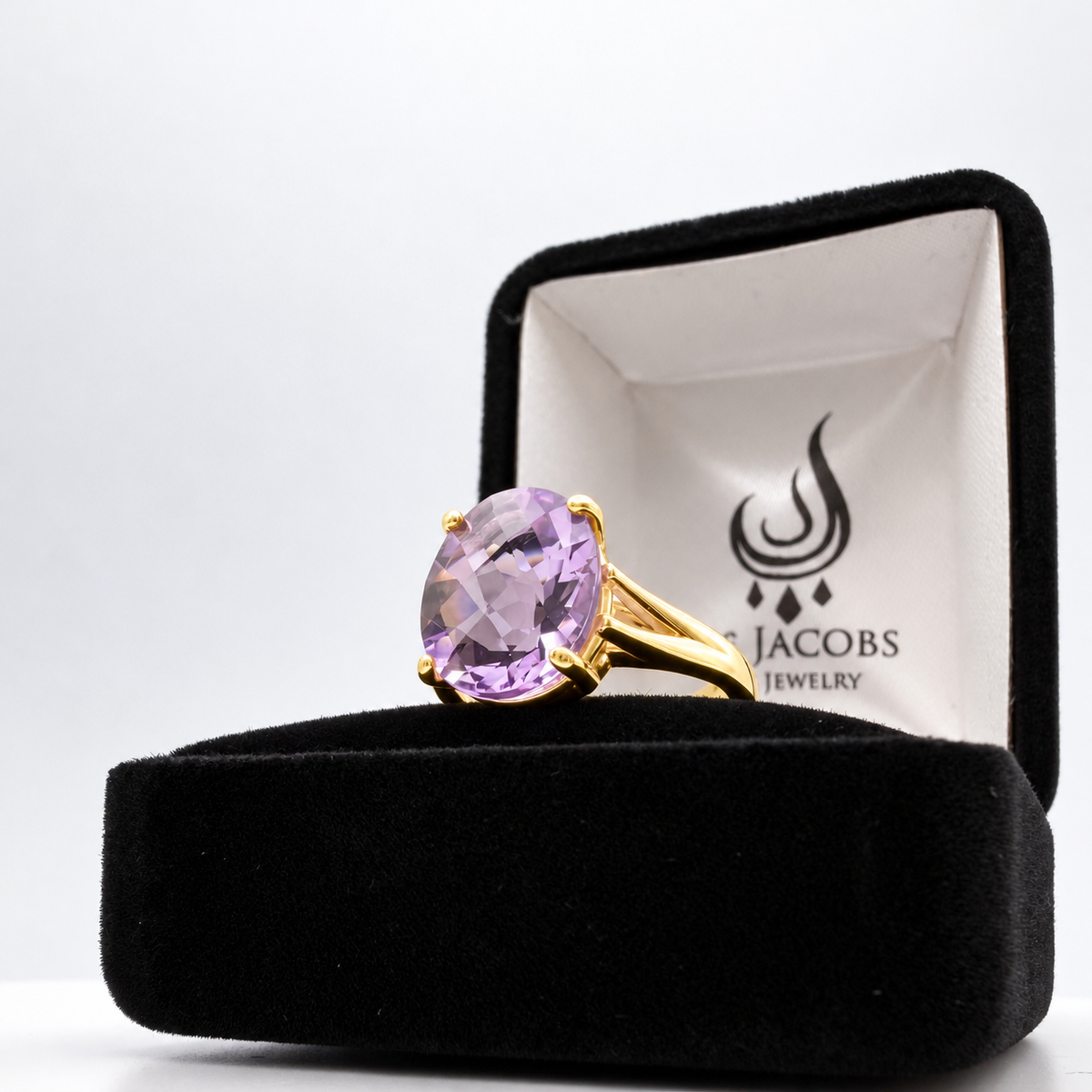 4.5ct Oval Rose de France Amethyst Ring in Solid Gold