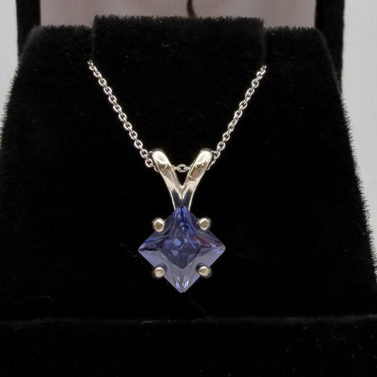 1 Ct Princess Cut Simulated Tanzanite Solitaire Pendant Necklace