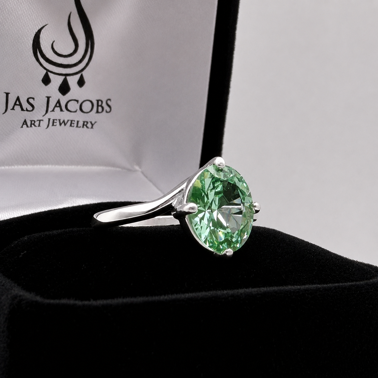 3ct Oval Mint Green Spinel Ring | Split Bypass Solitaire