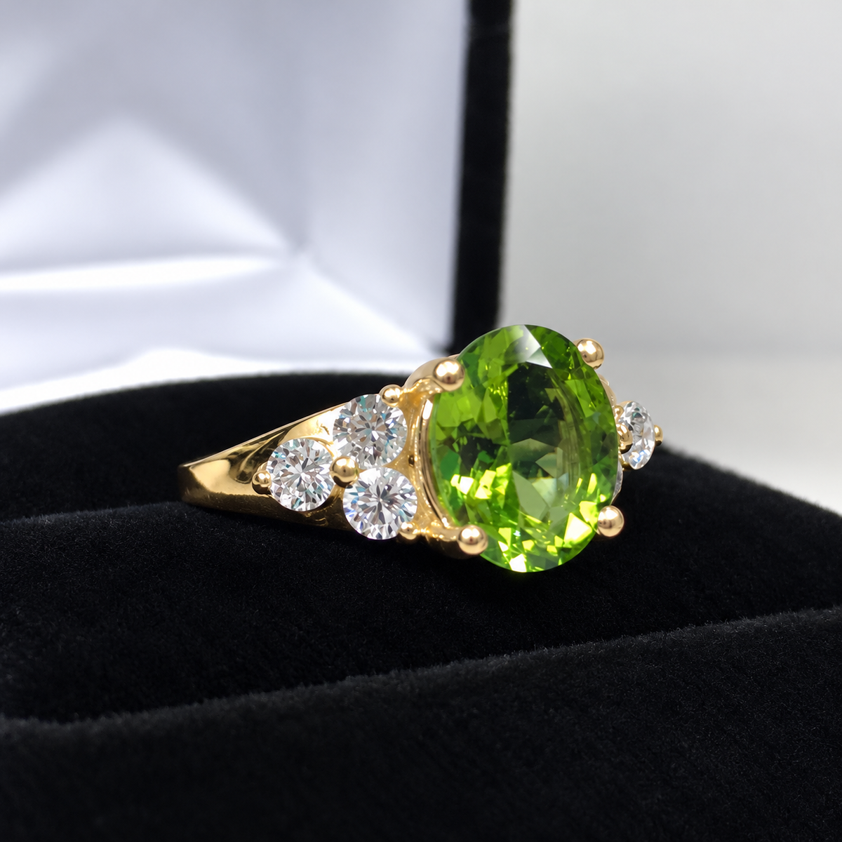 2.84ctw Oval Arizona Peridot & Diamond Ring