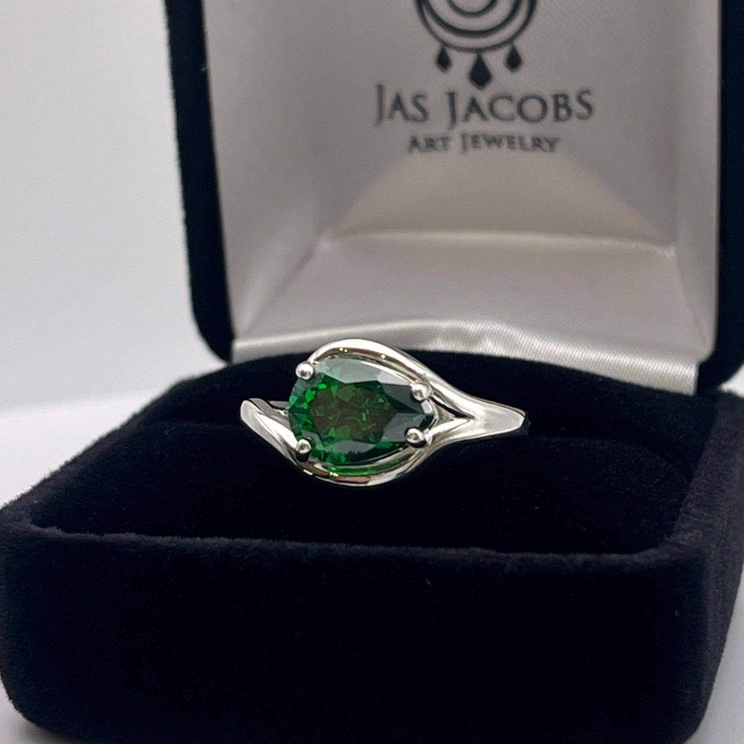 2.5ct Pear Cut Emerald Ring Size 6 Jewelry Gift Side Set Teardrop Ring