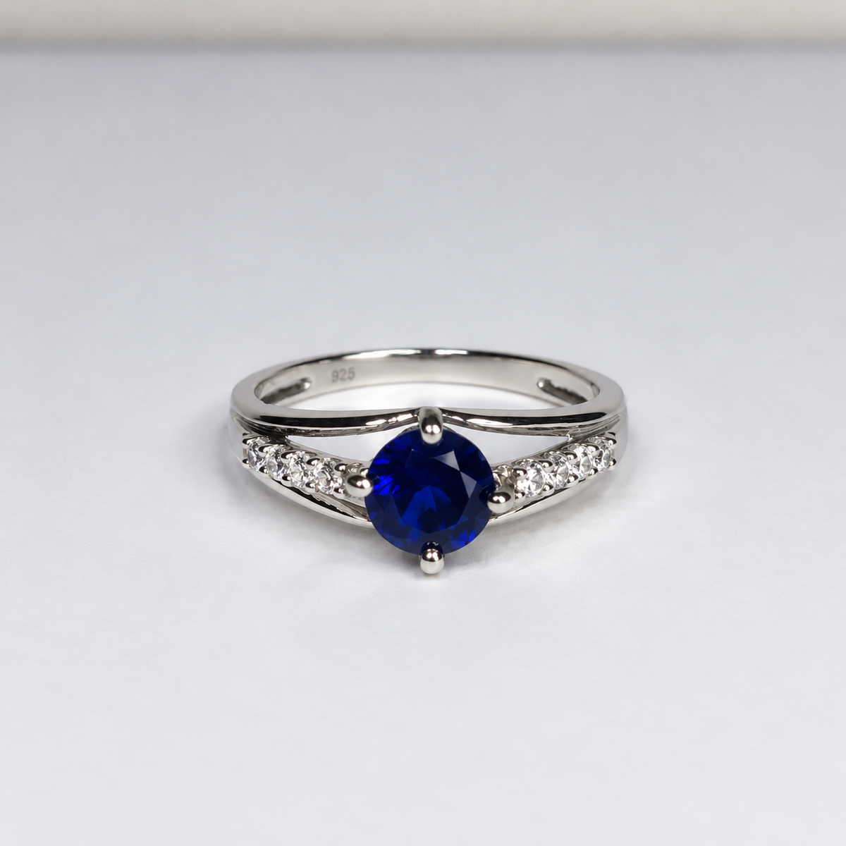 1.16ct Blue & White Sapphire Triple Split Shank Ring