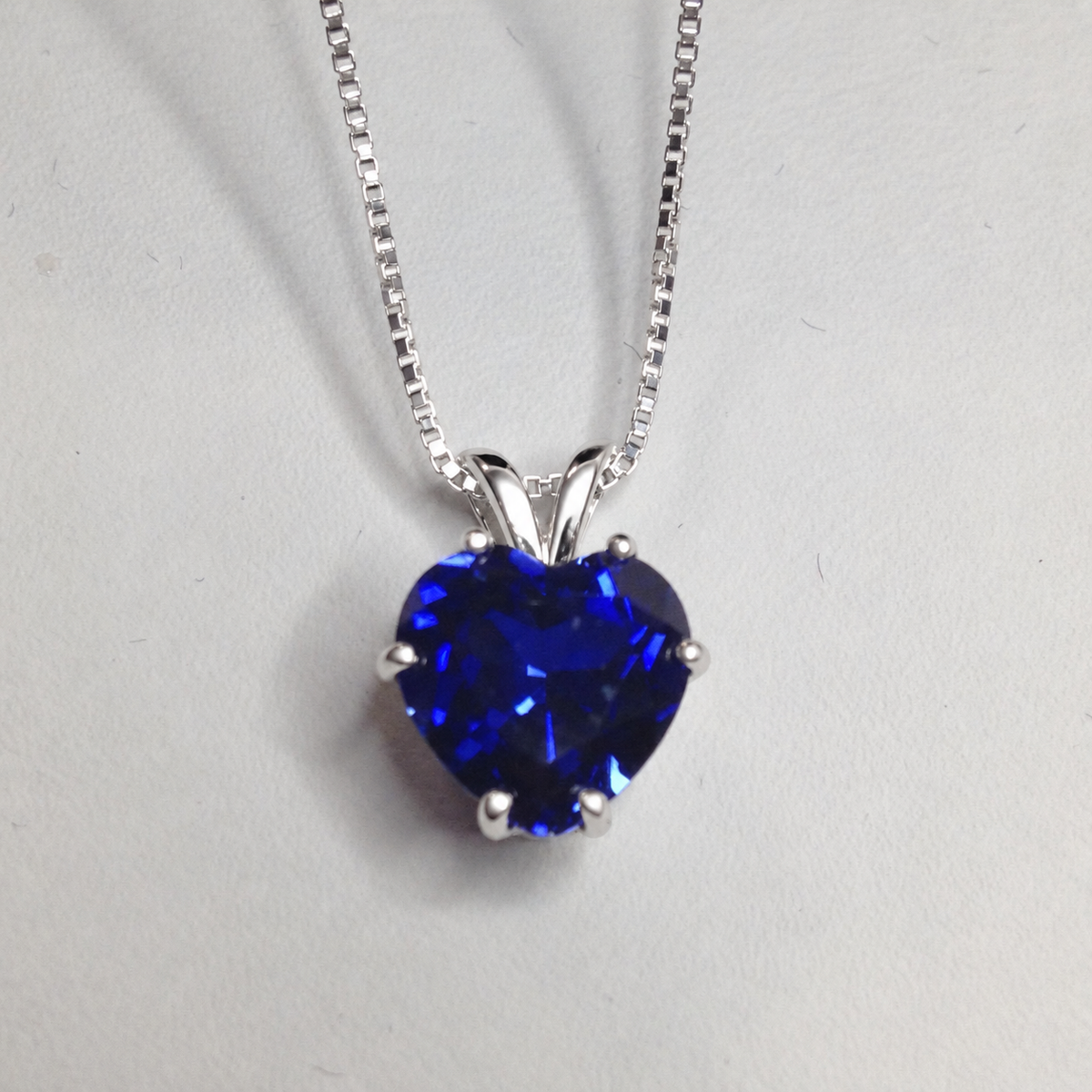 2ct Heart Cut Sapphire Pendant Necklace