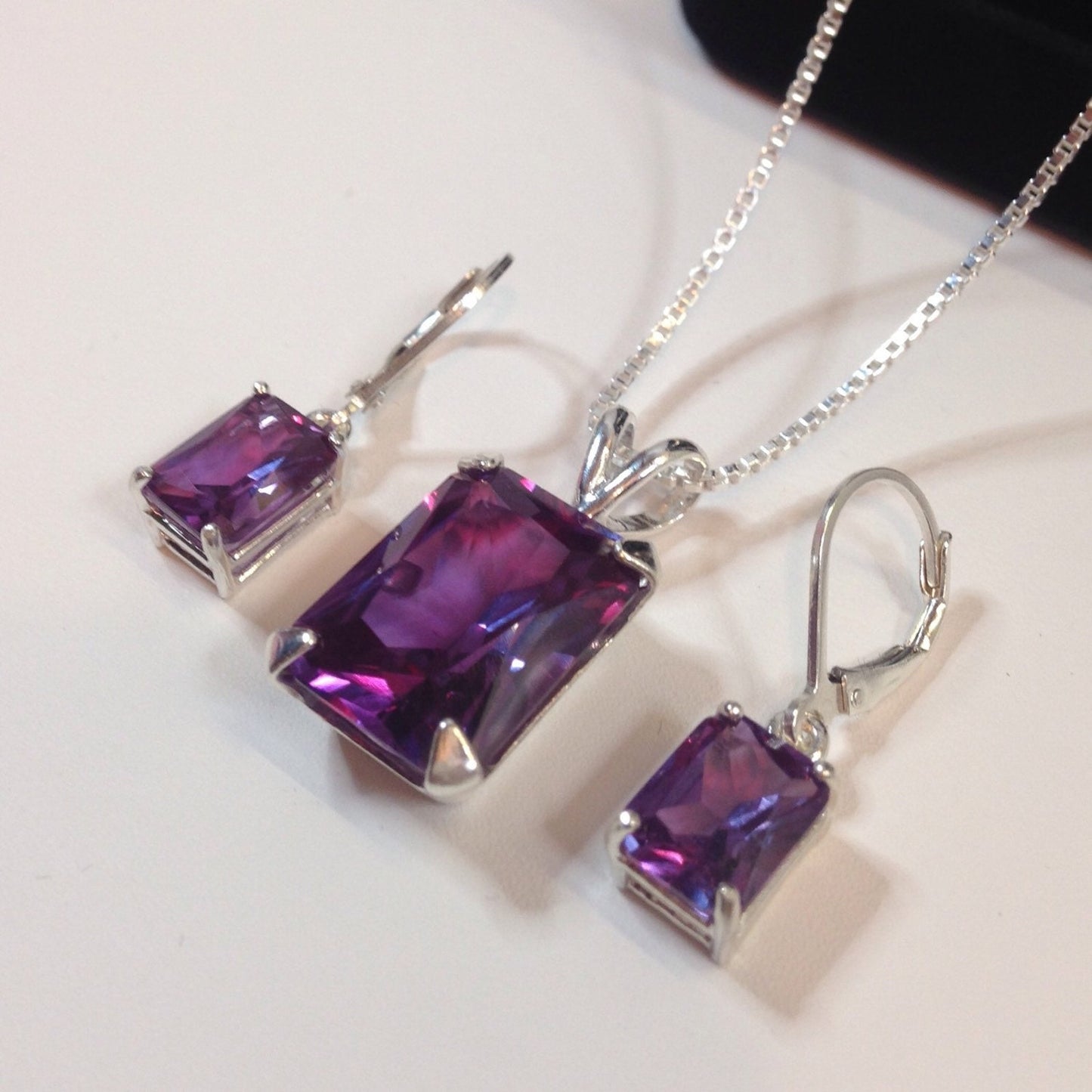 Gorgeous Emerald Cut Alexandrite Necklace & Earrings Set Color Change June Birthstone Holiday Jewelry Gift Alexandrite Jewelry Set