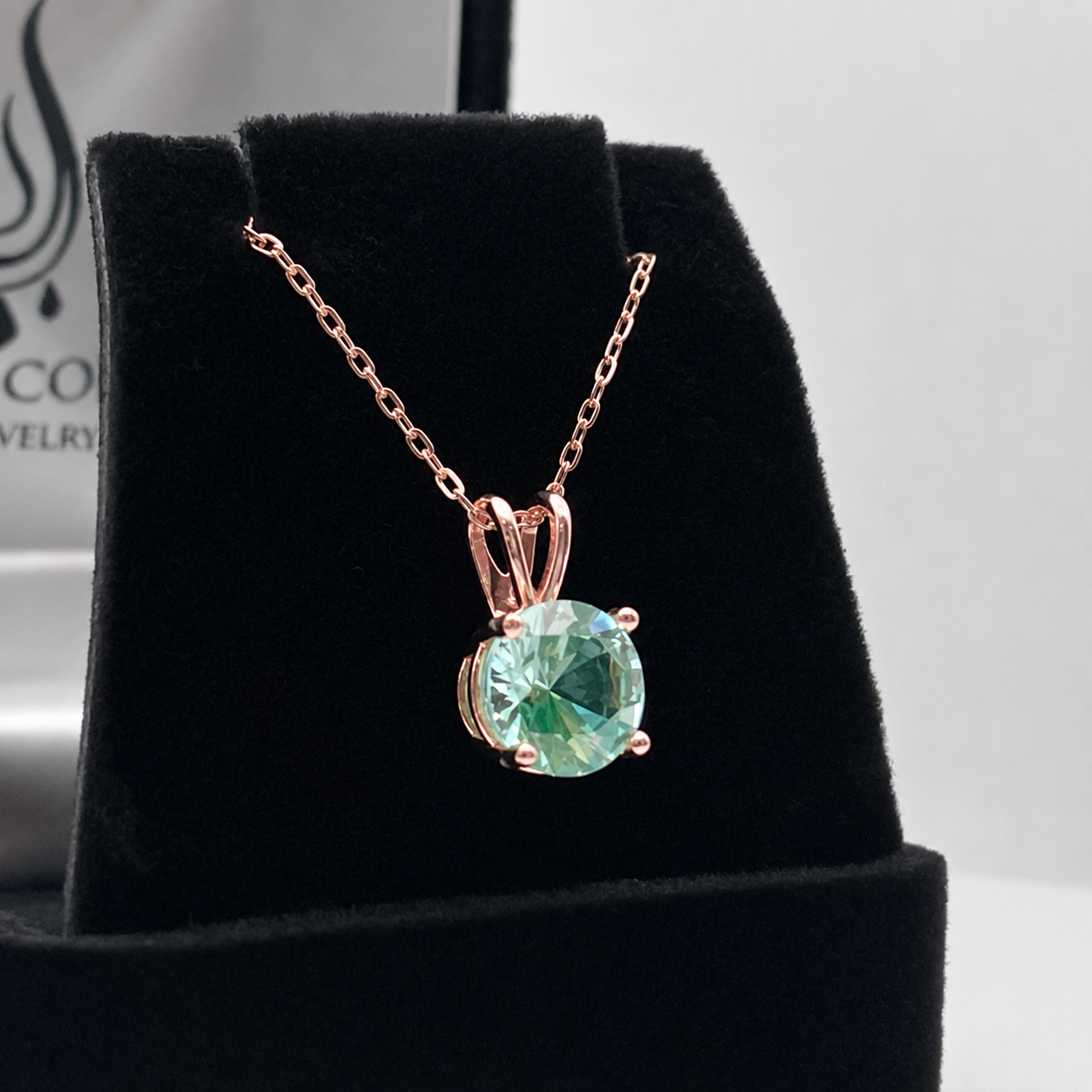 2CT Ice Green Spinel Pendant Necklace | Round Cut Solitaire | Mint Green Gemstone Necklace