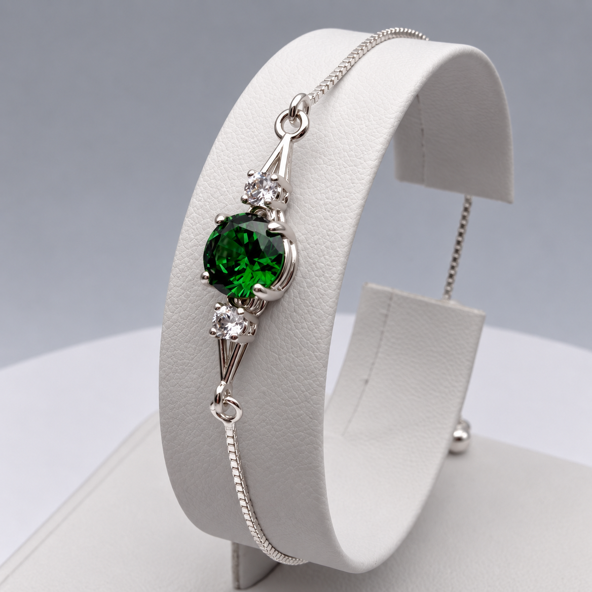2ctw Emerald & White Sapphire Adjustable Bolo Bracelet