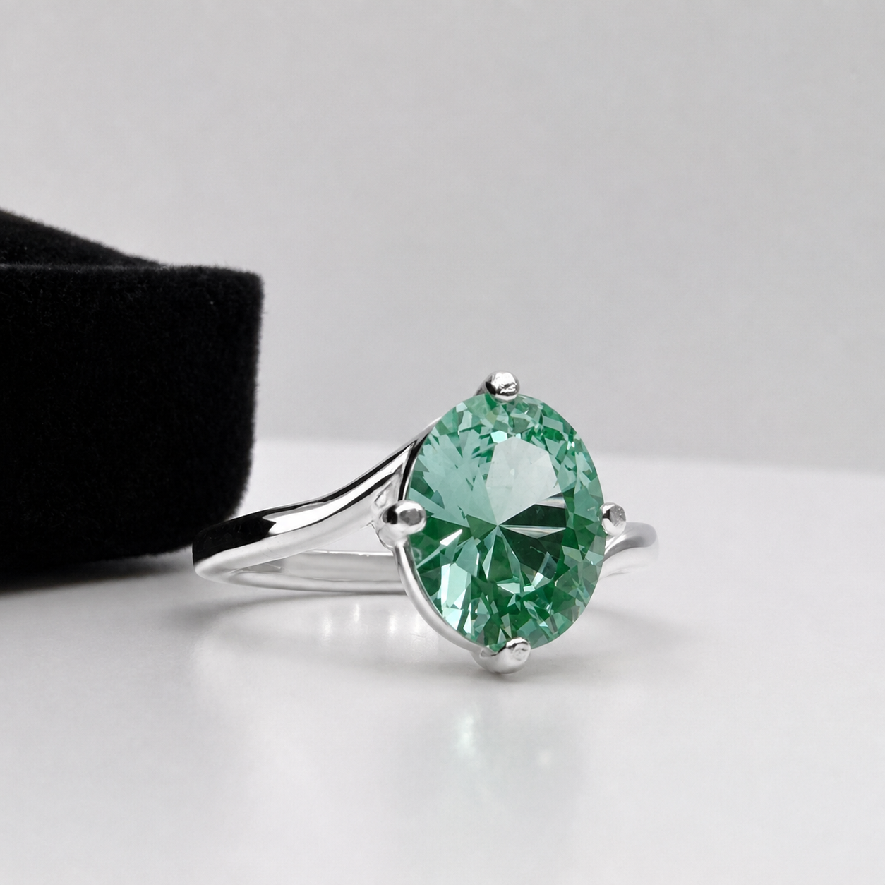 3ct Oval Mint Green Spinel Ring | Split Bypass Solitaire