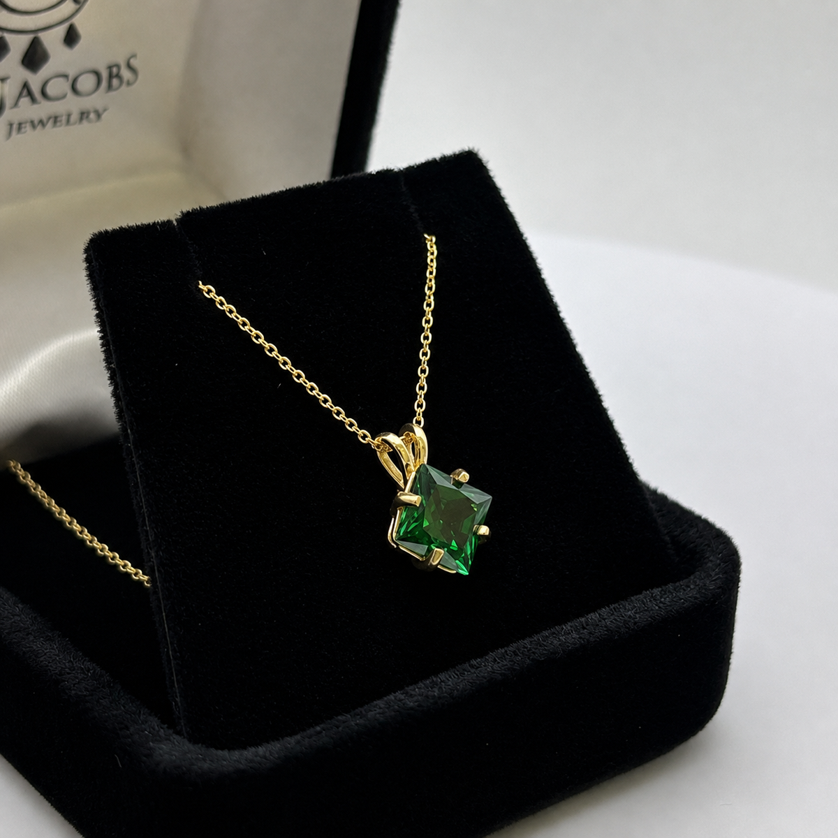 1 Ct Princess Cut Simulated Emerald Solitaire Pendant Necklace
