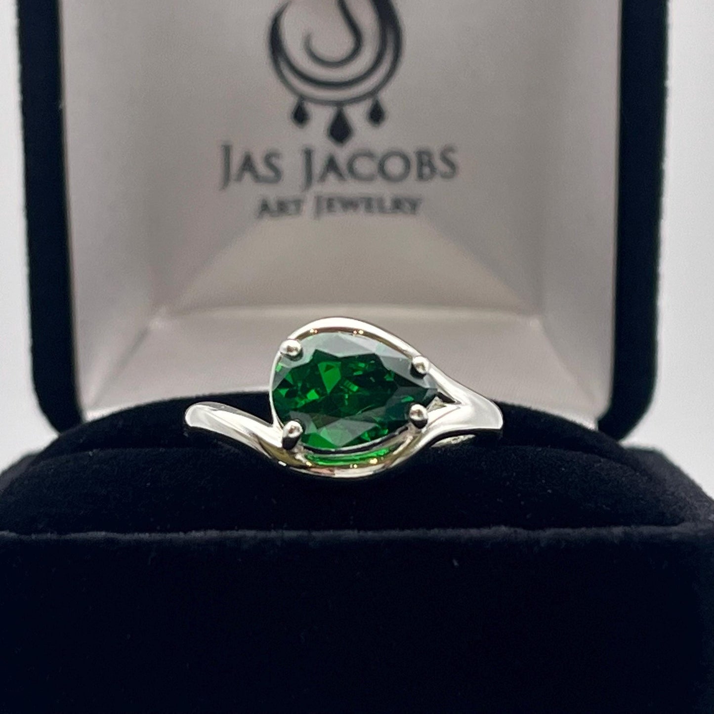 2.5ct Pear Cut Emerald Ring Size 6 Jewelry Gift Side Set Teardrop Ring