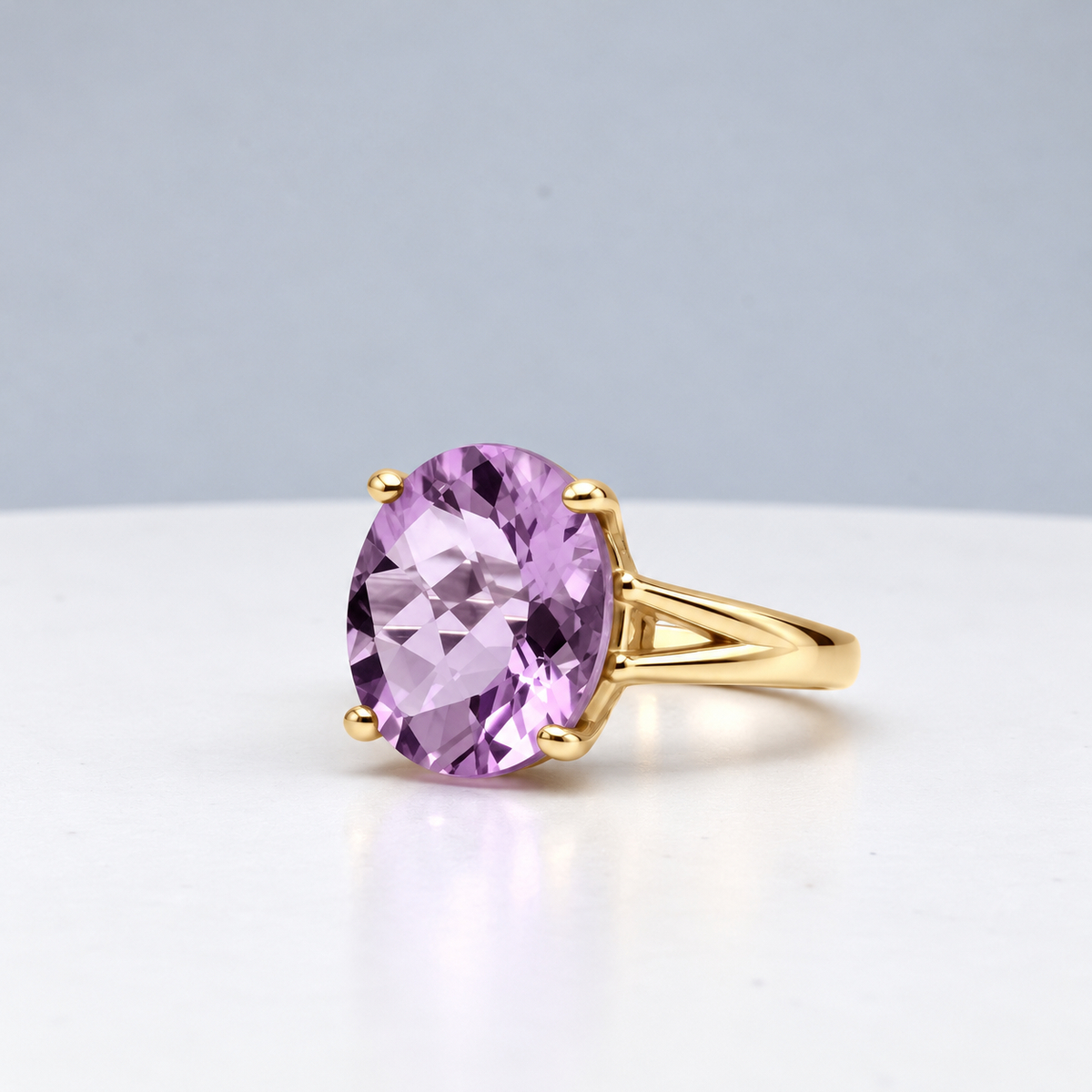 4.5ct Oval Rose de France Amethyst Ring in Solid Gold