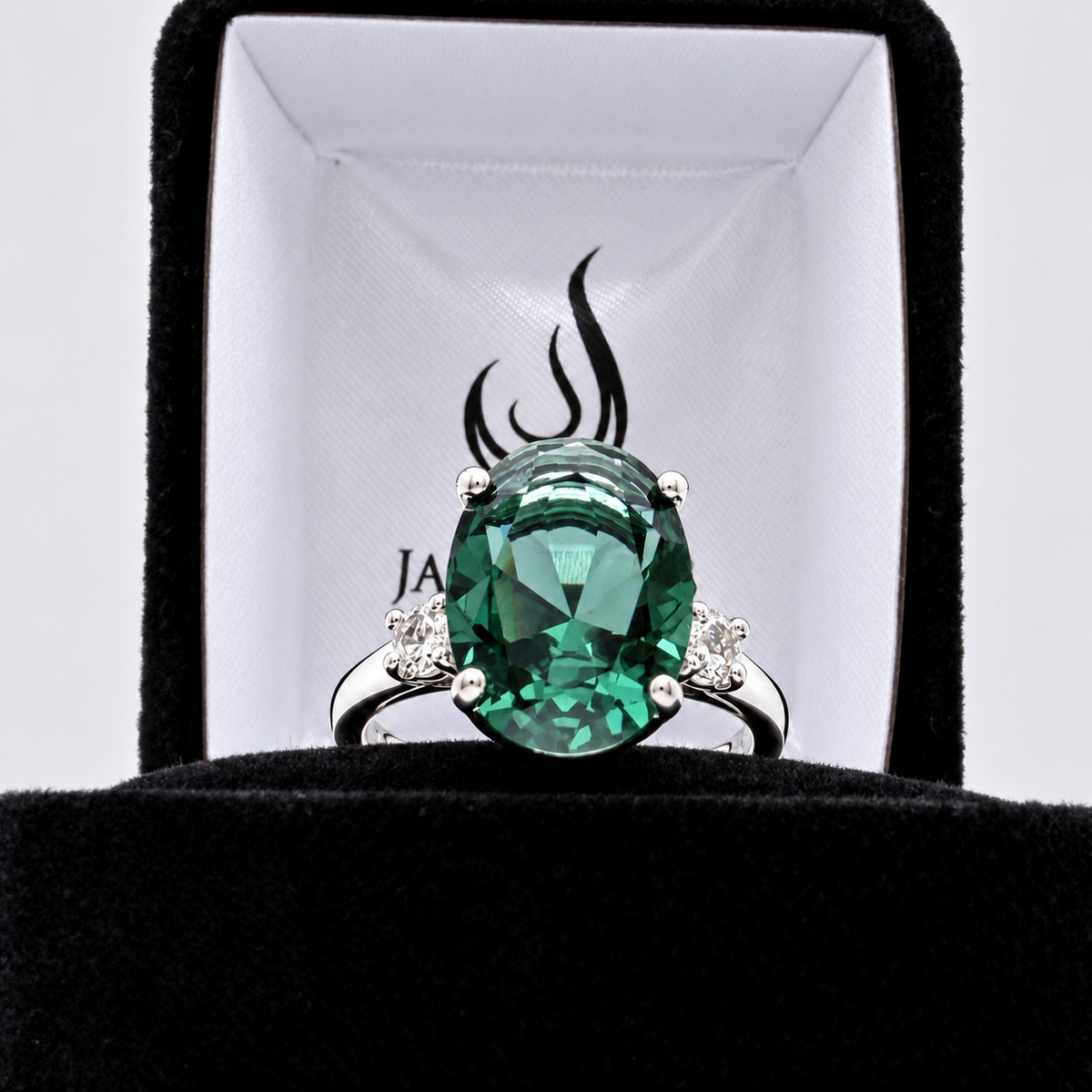 6ct Oval Green Quartz & White Sapphire Ring