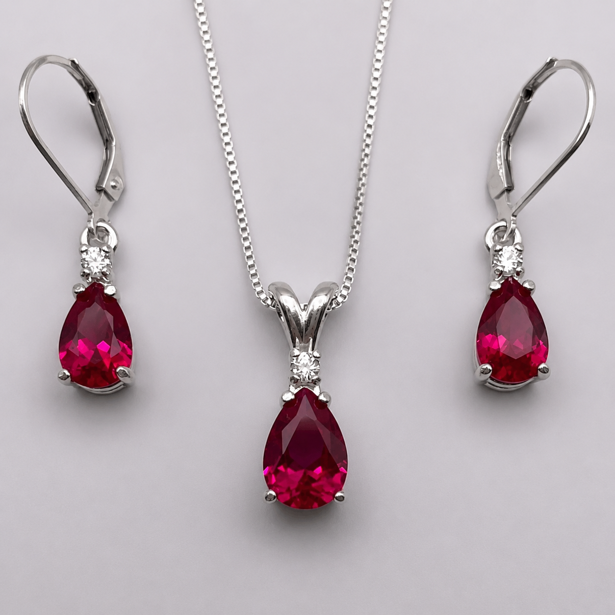 5.5ct Pear Cut Ruby & Diamond Jewelry Set
