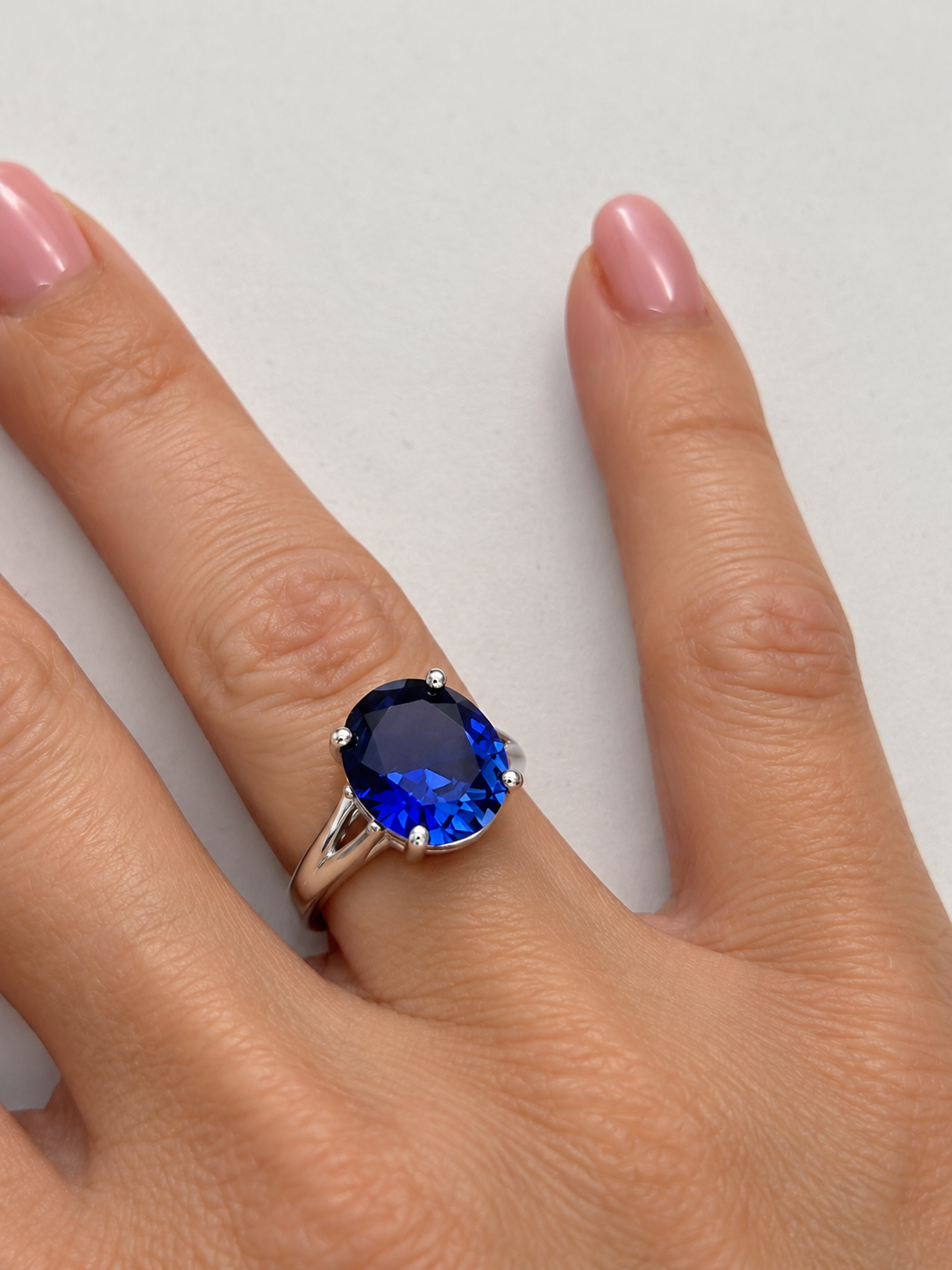 5ct Oval Cut Blue Sapphire Split Shank Ring