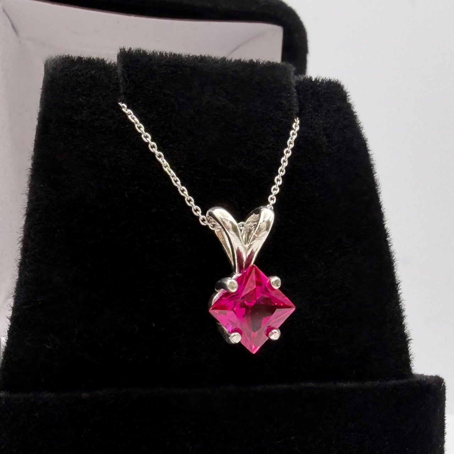 1.2 Ct Princess Cut Ruby Solitaire Pendant Necklace