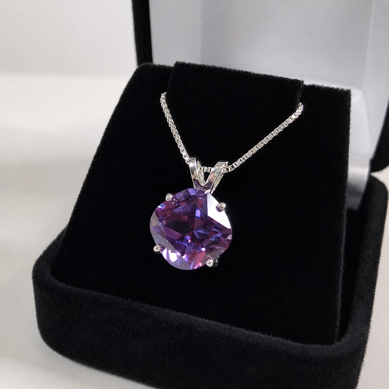 15ctw Cushion Cut Alexandrite Necklace & Earrings Set