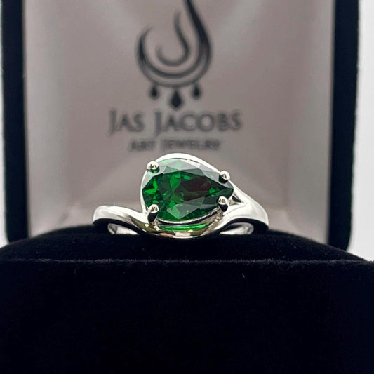 2.5ct Pear Cut Emerald Ring Size 6 Jewelry Gift Side Set Teardrop Ring