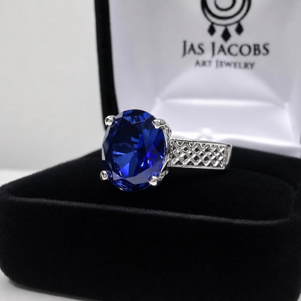 12x10 Blue Sapp Solitaire carved band