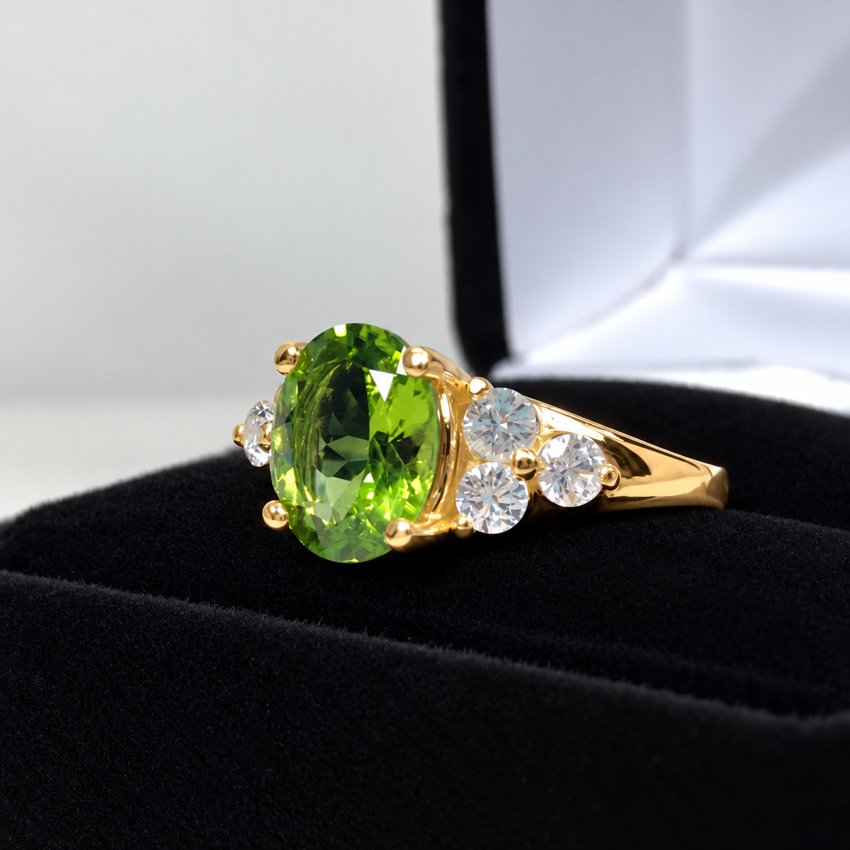 2.84ctw Oval Arizona Peridot & Diamond Ring