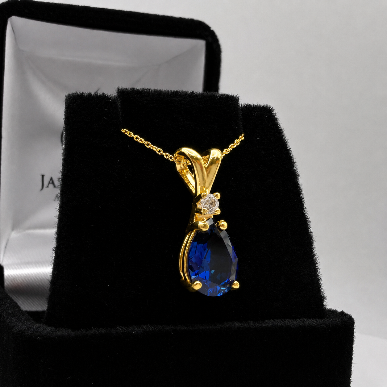2.5 Ct Pear Cut Sapphire & Diamond Pendant Necklace